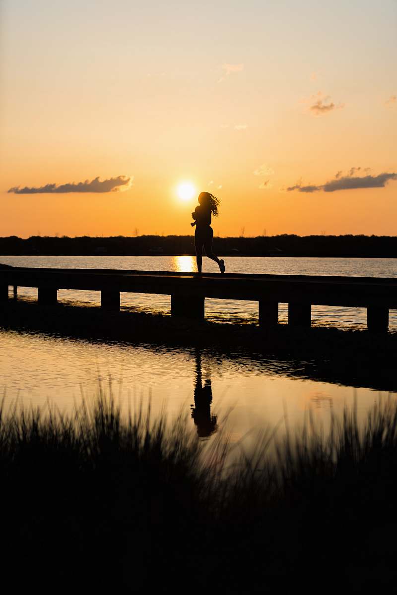 shelby farms park person running on dock memphis